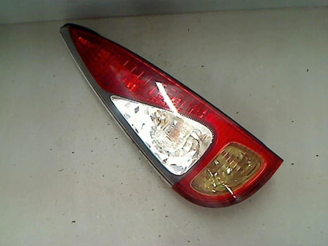 Fanale posteriore principale sinistro (luci)
