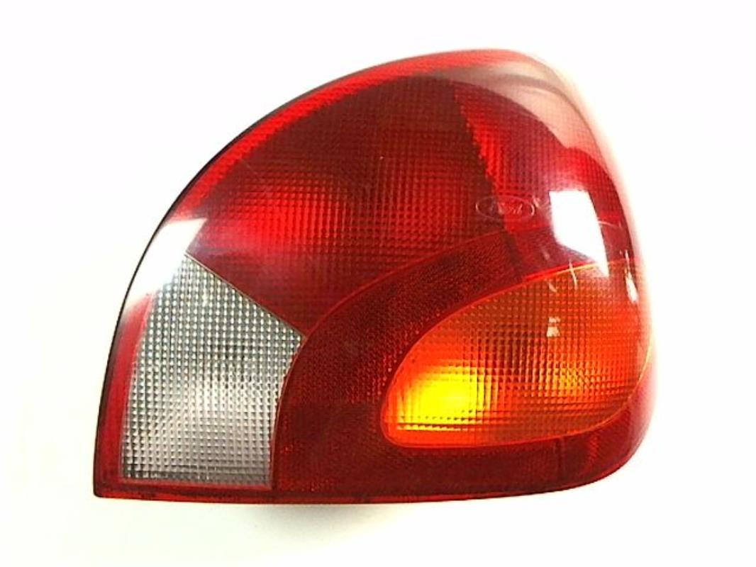 Fanale posteriore principale destro (luci)