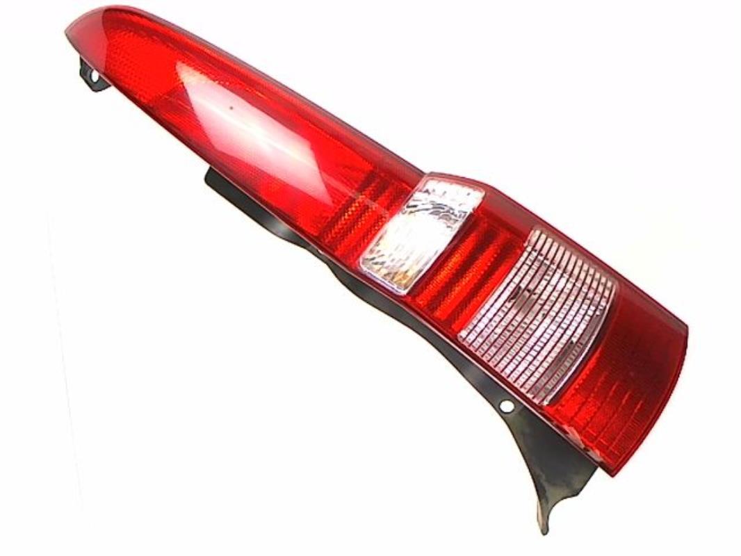 Fanale posteriore principale destro (luci)