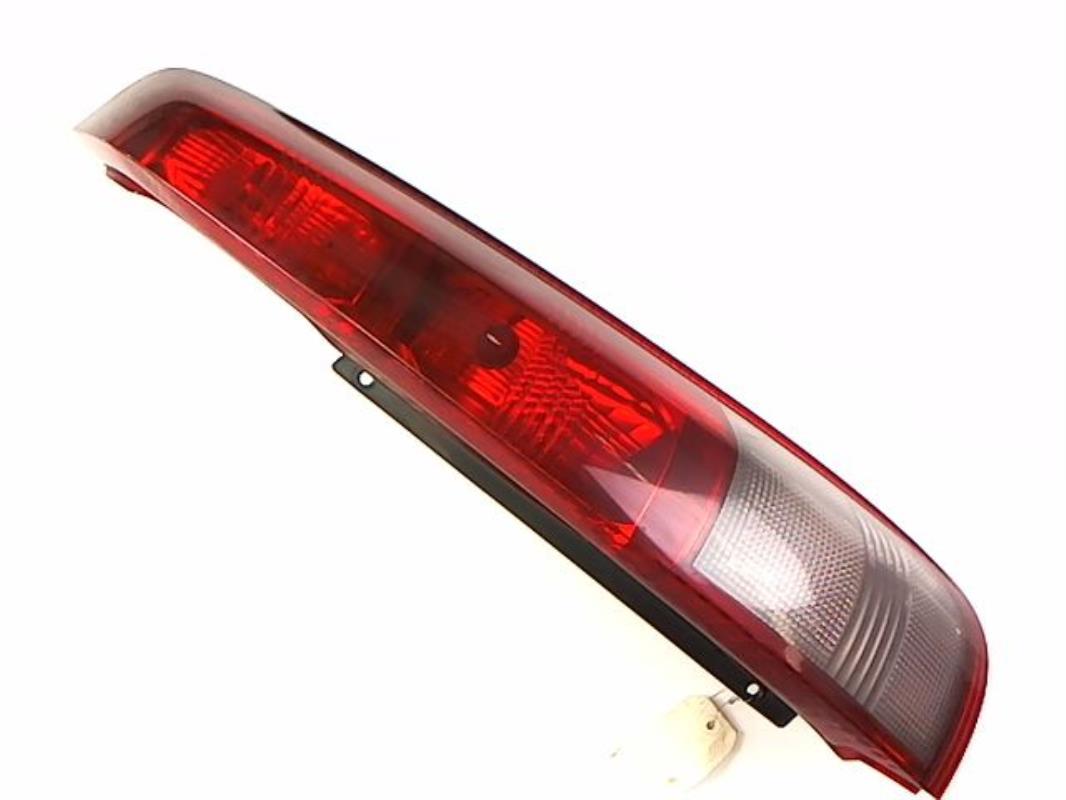Fanale posteriore principale destro (luci)
