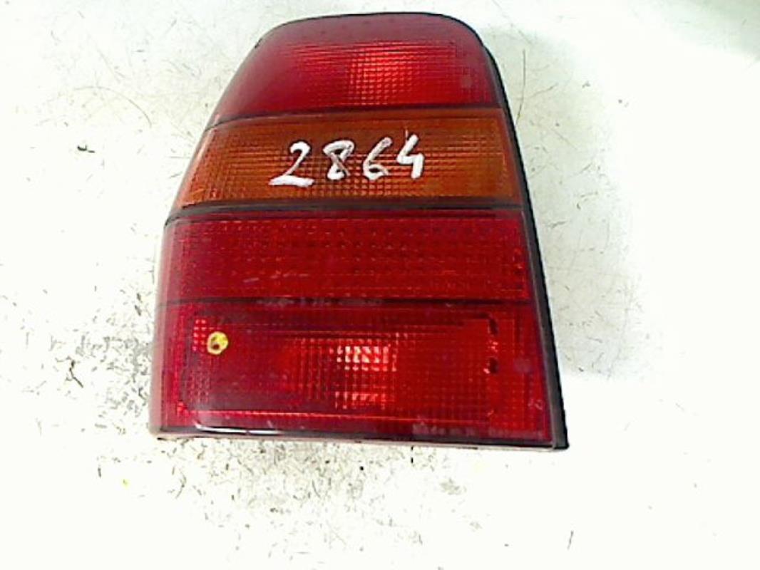 Fanale posteriore principale sinistro (luci)