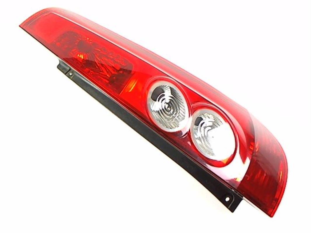 Fanale posteriore principale destro (luci)