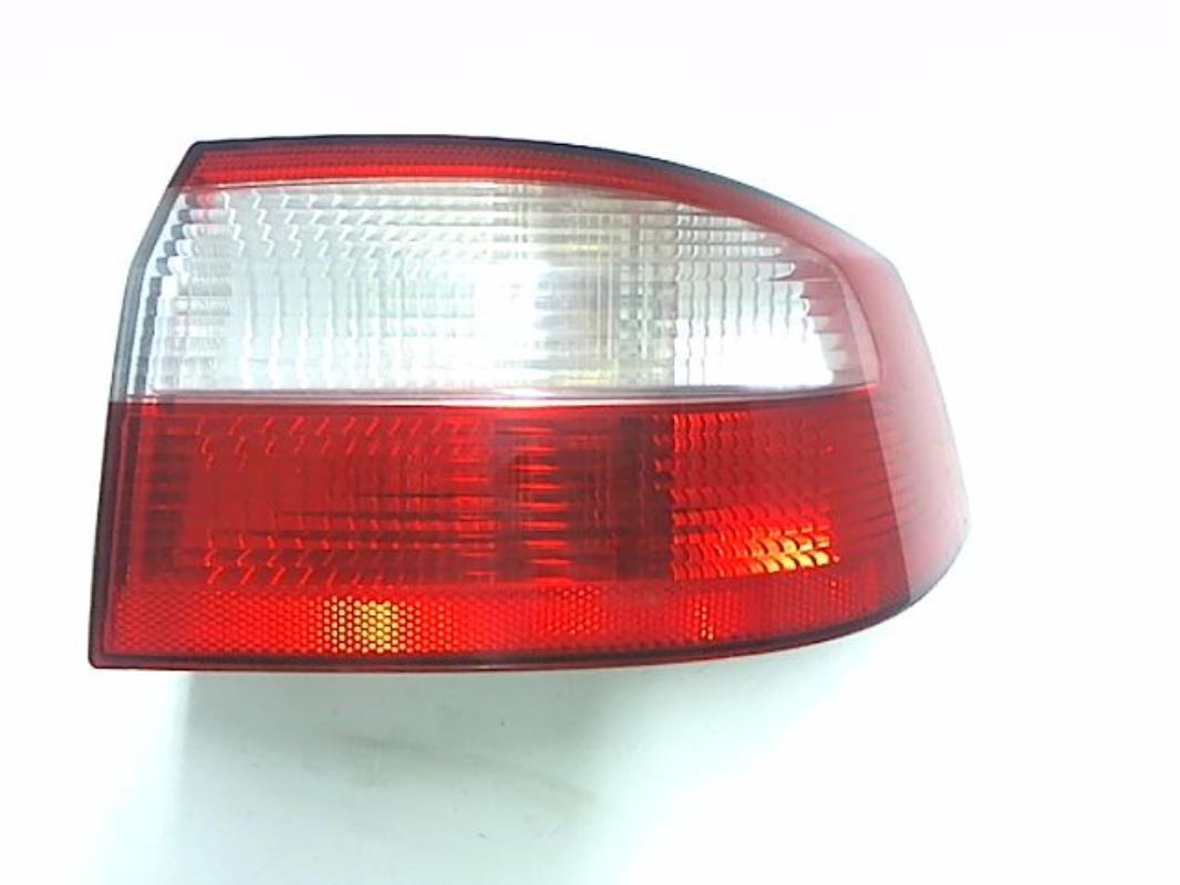 Fanale posteriore principale destro (luci)