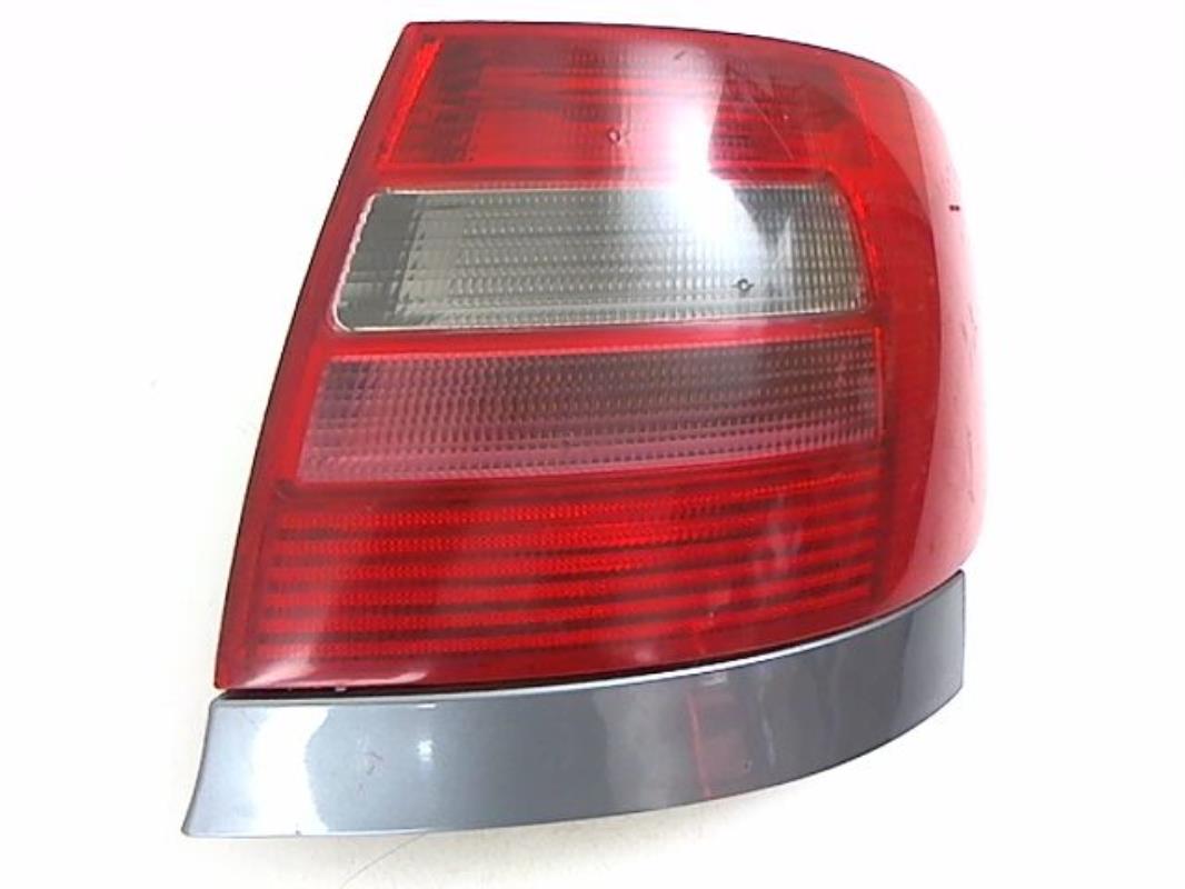 Fanale posteriore principale destro (luci)