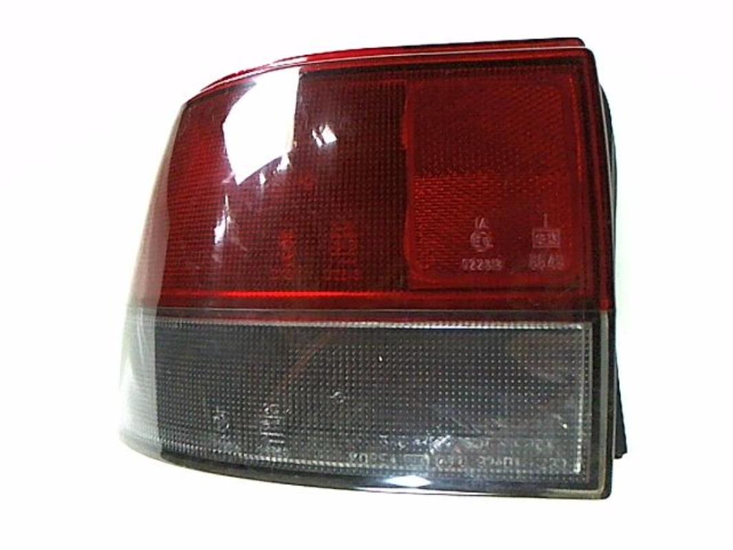 Fanale posteriore principale sinistro (luci)