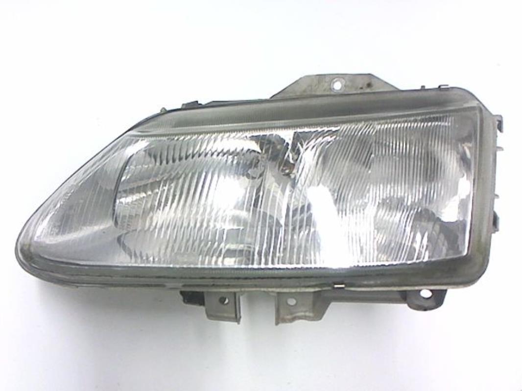 Gruppo ottico anteriore principale sinistro (luci)(faro)