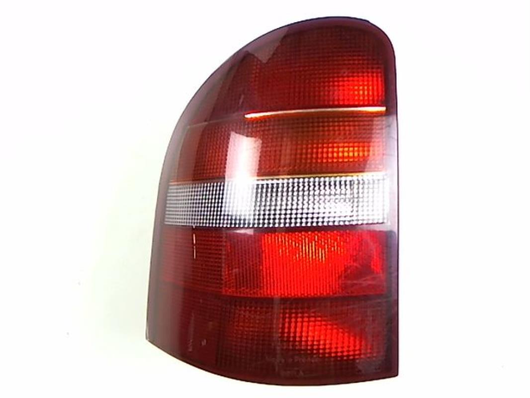 Fanale posteriore principale sinistro (luci)