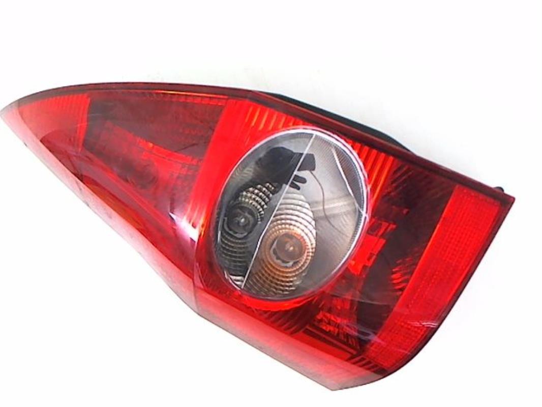 Fanale posteriore principale sinistro (luci)