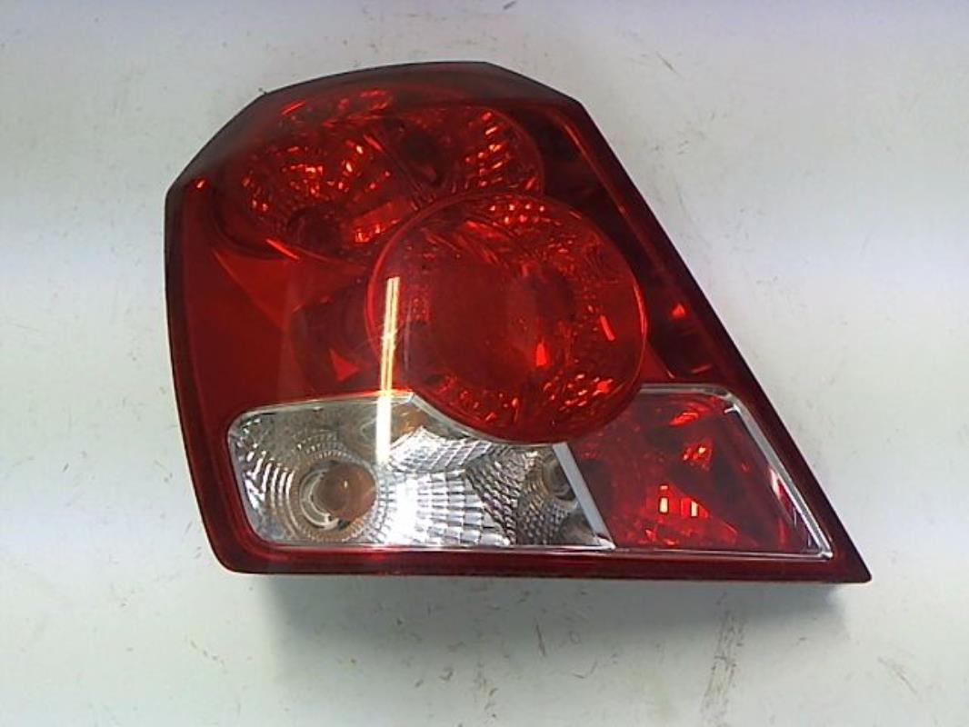 Fanale posteriore principale sinistro (luci)