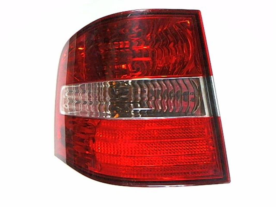 Fanale posteriore principale sinistro (luci)