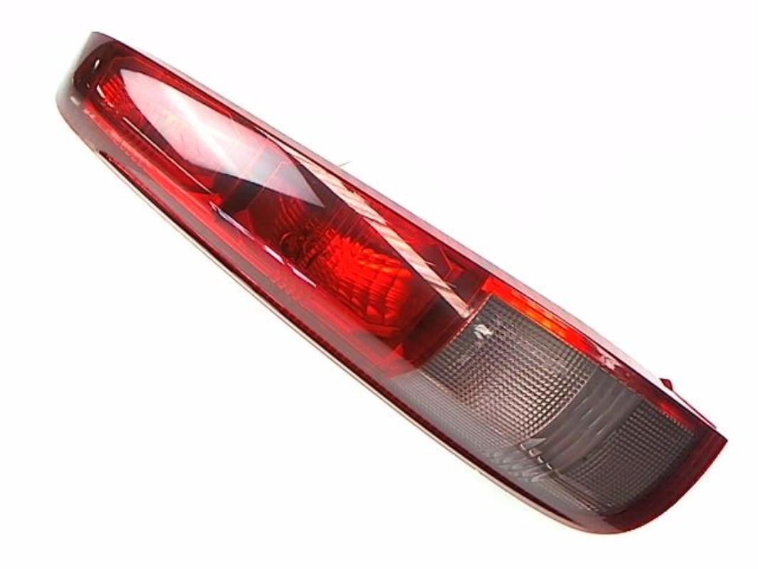 Fanale posteriore principale sinistro (luci)