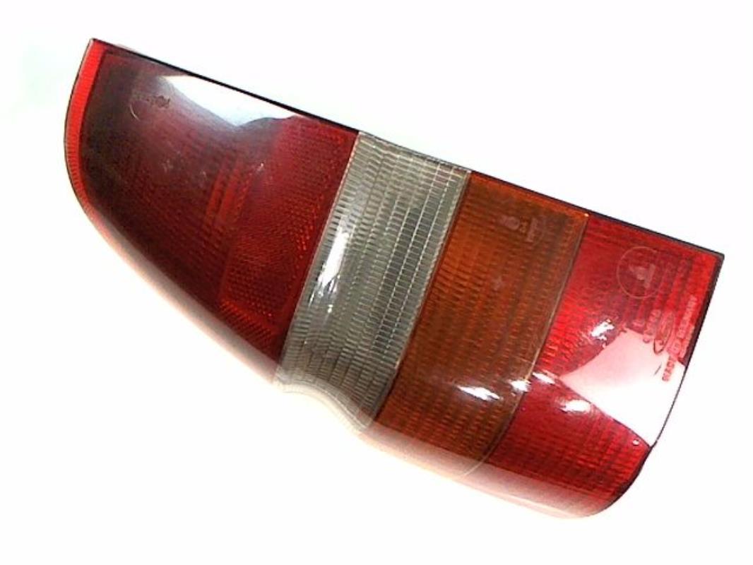 Fanale posteriore principale sinistro (luci)