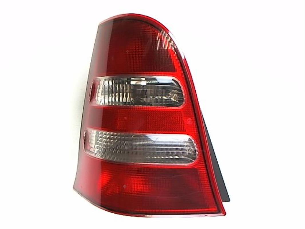 Fanale posteriore principale sinistro (luci)
