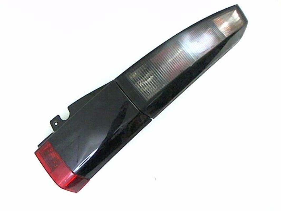 Fanale posteriore principale destro (luci)