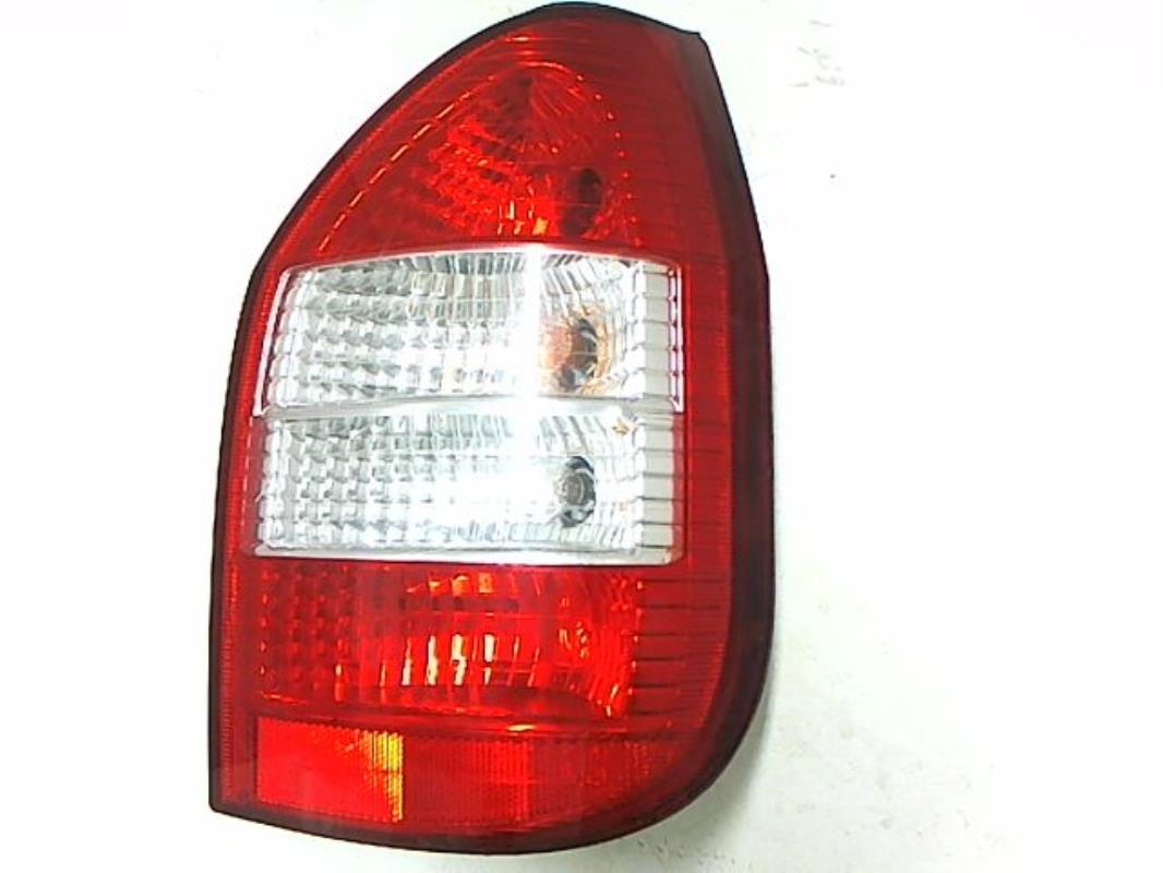 Fanale posteriore principale destro (luci)