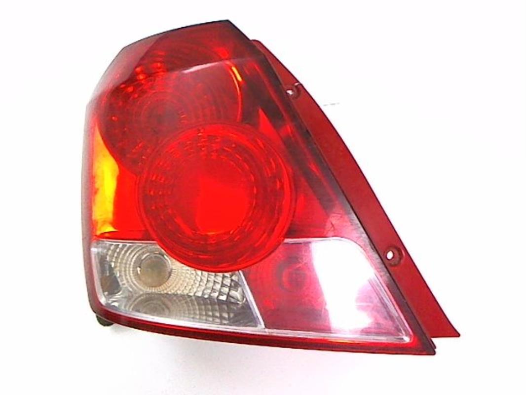 Fanale posteriore principale sinistro (luci)