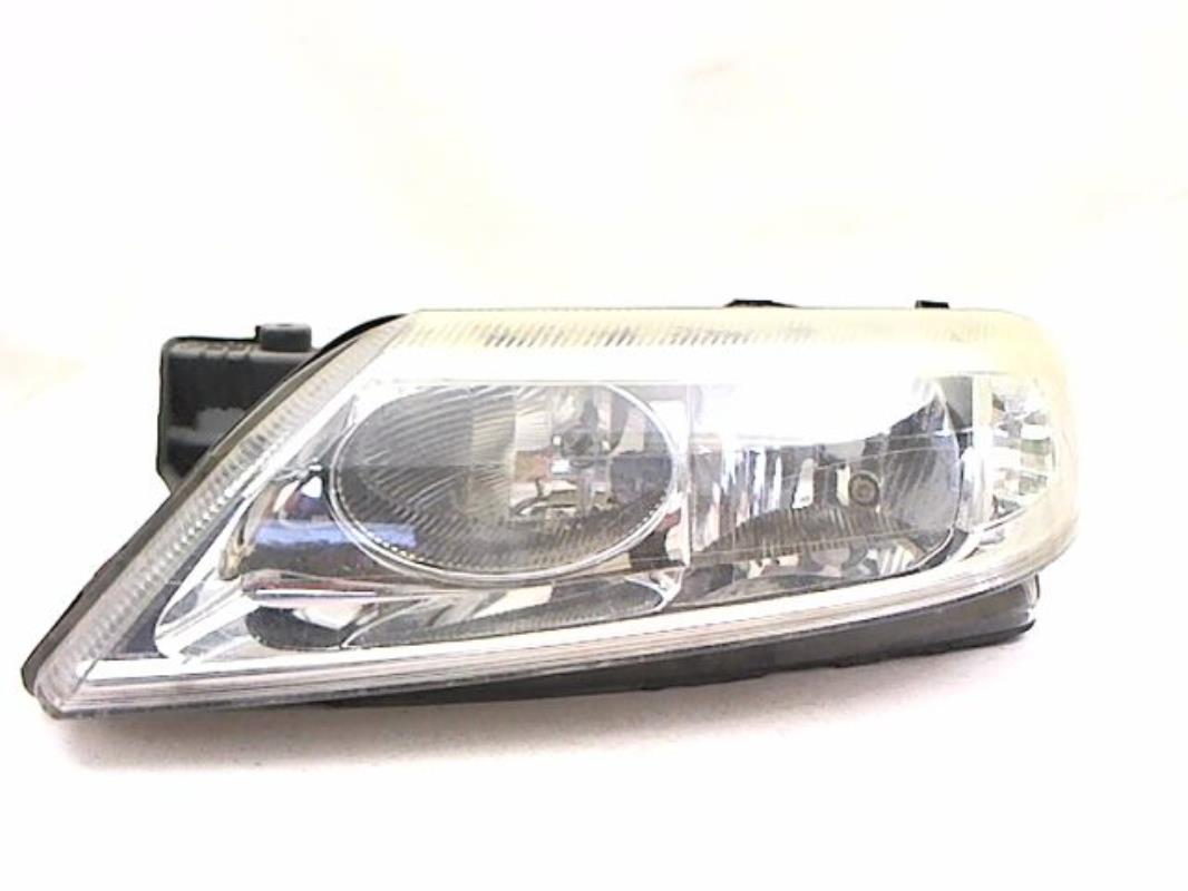 Gruppo ottico anteriore principale sinistro (luci)(faro)