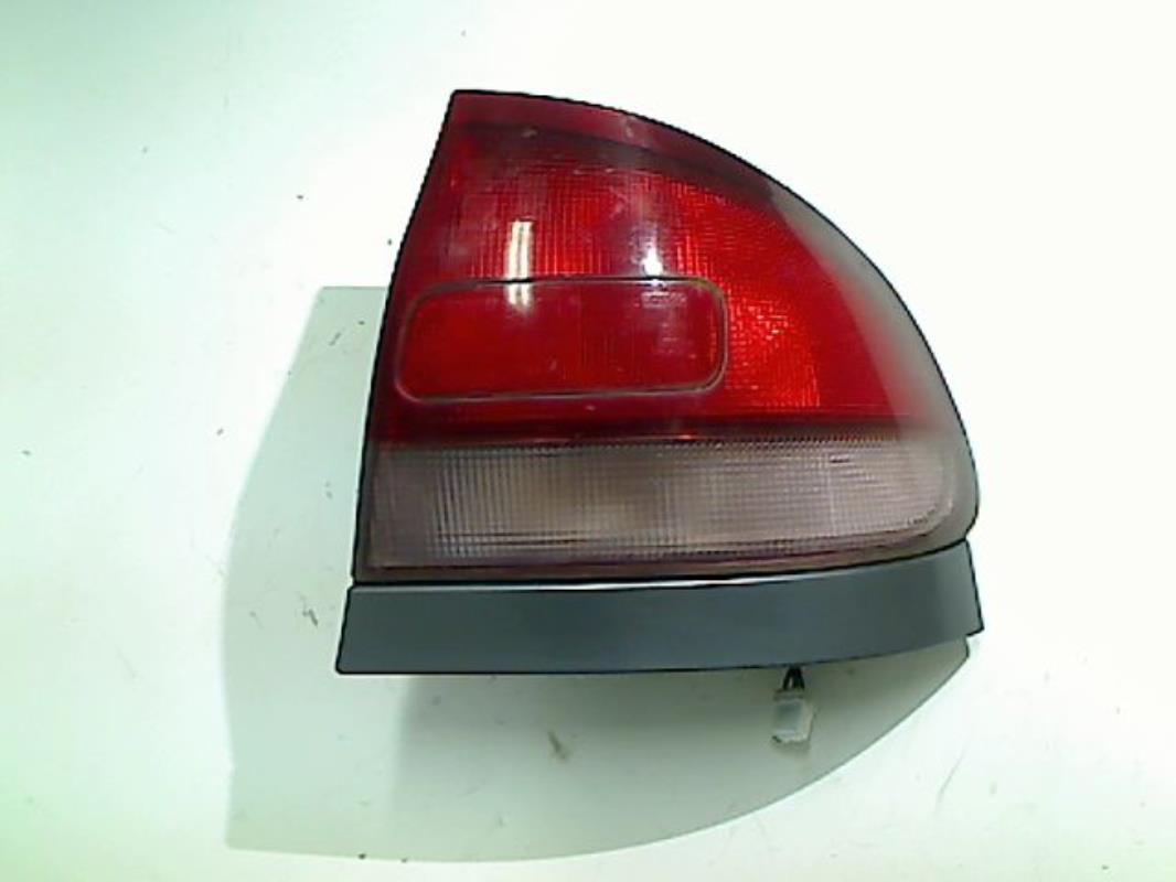 Fanale posteriore principale destro (luci)