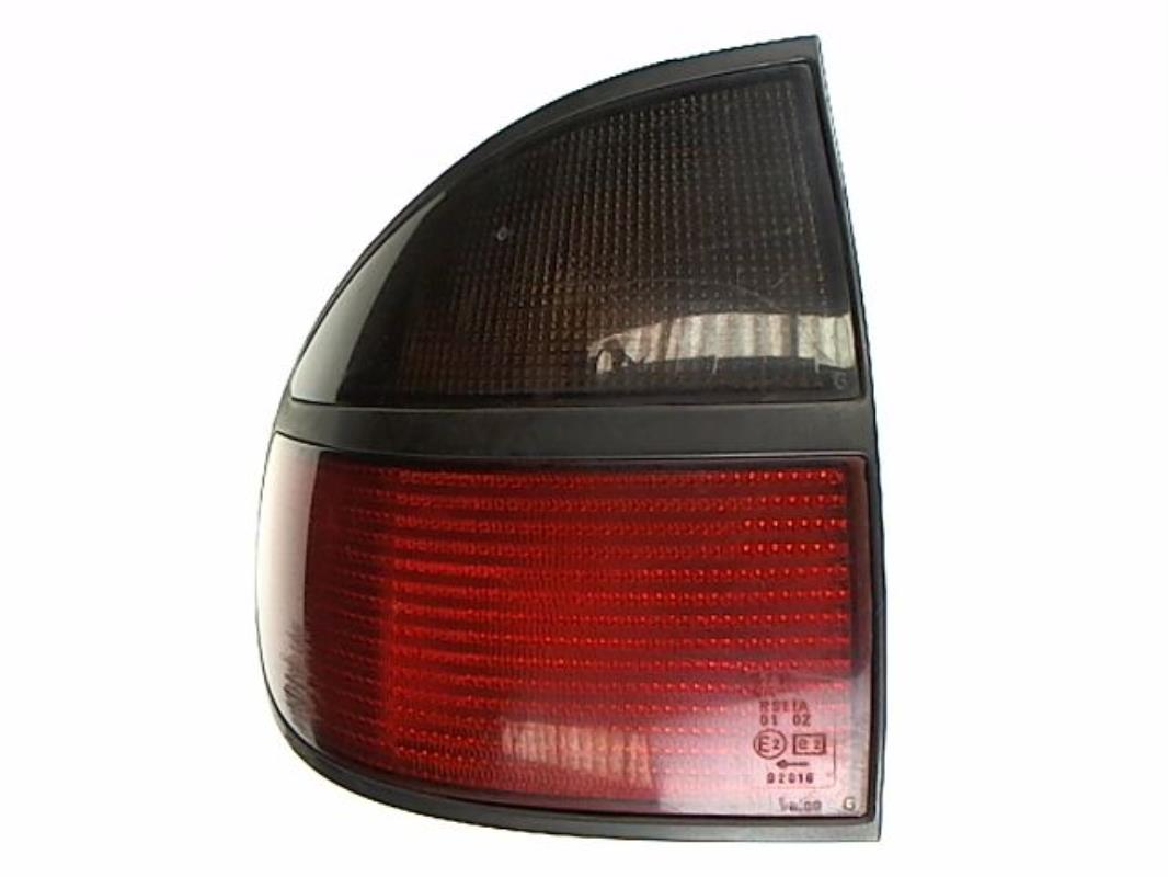 Fanale posteriore principale sinistro (luci)