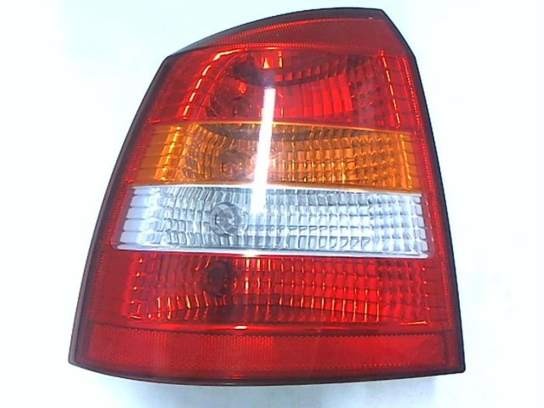 Fanale posteriore principale sinistro (luci)