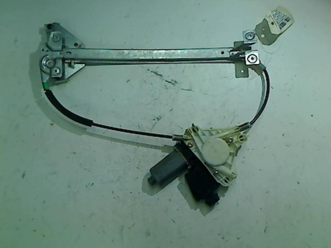 Elevalunas eléctrico trasero derecho