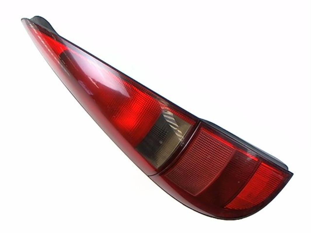 Fanale posteriore principale sinistro (luci)