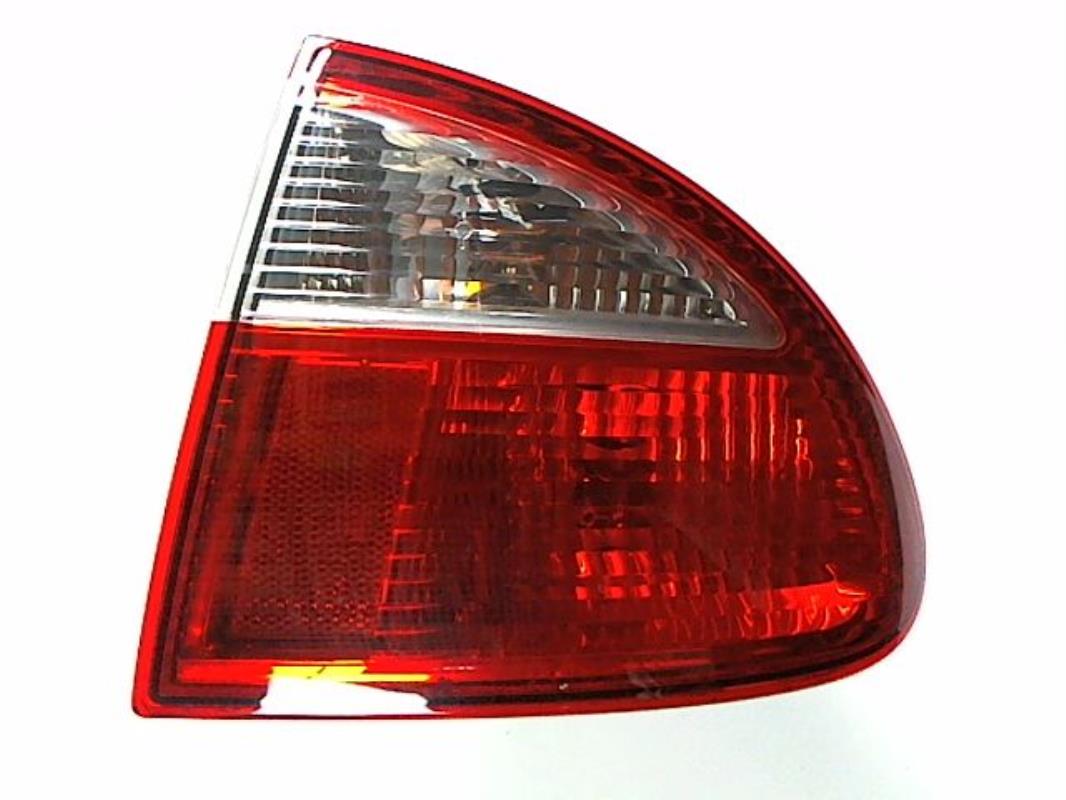 Fanale posteriore principale destro (luci)