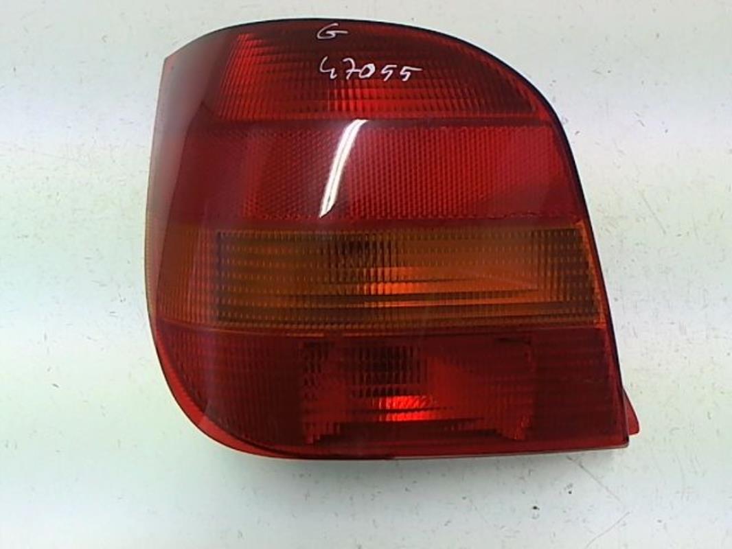 Fanale posteriore principale sinistro (luci)