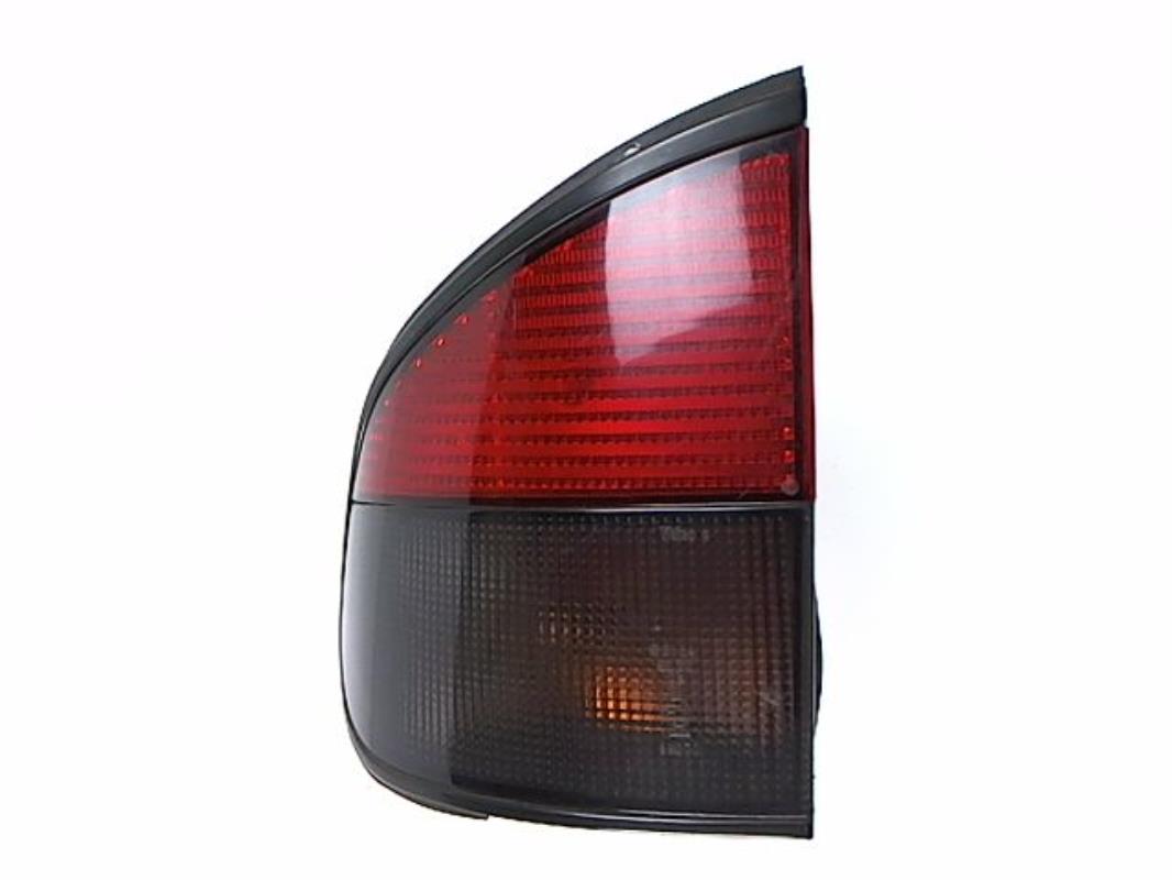Fanale posteriore principale sinistro (luci)