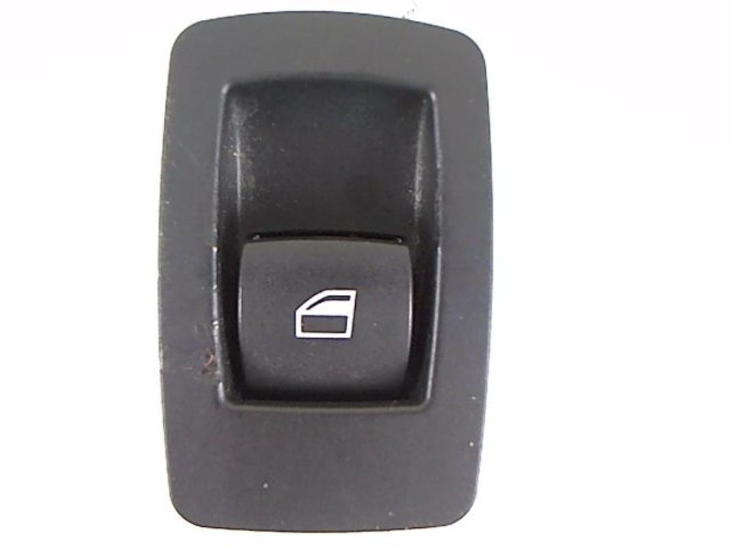 Interruptor de elevalunas delantero derecho