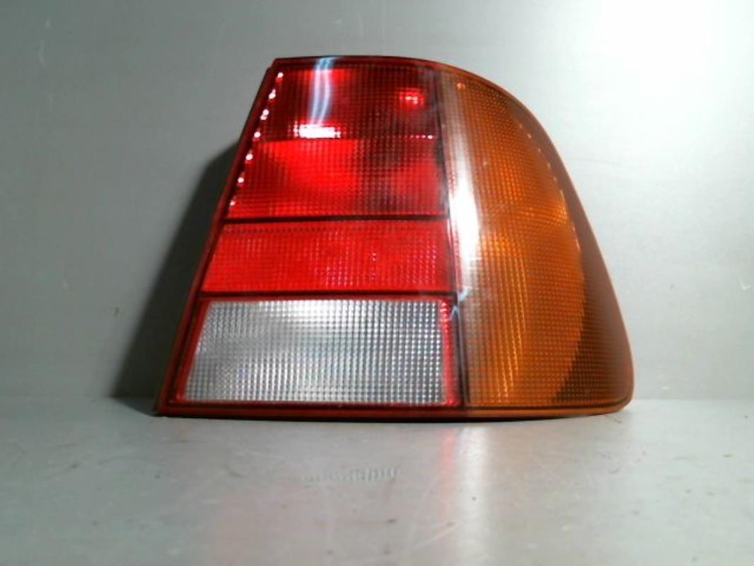 Fanale posteriore principale destro (luci)