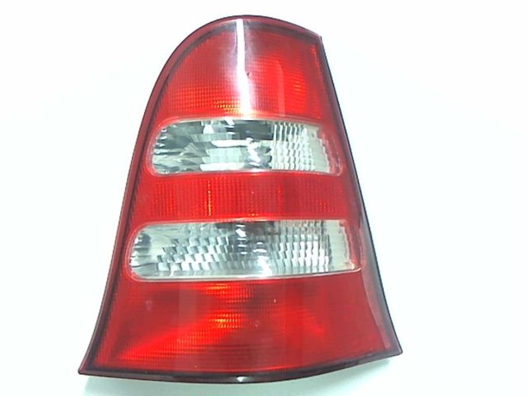 Fanale posteriore principale destro (luci)