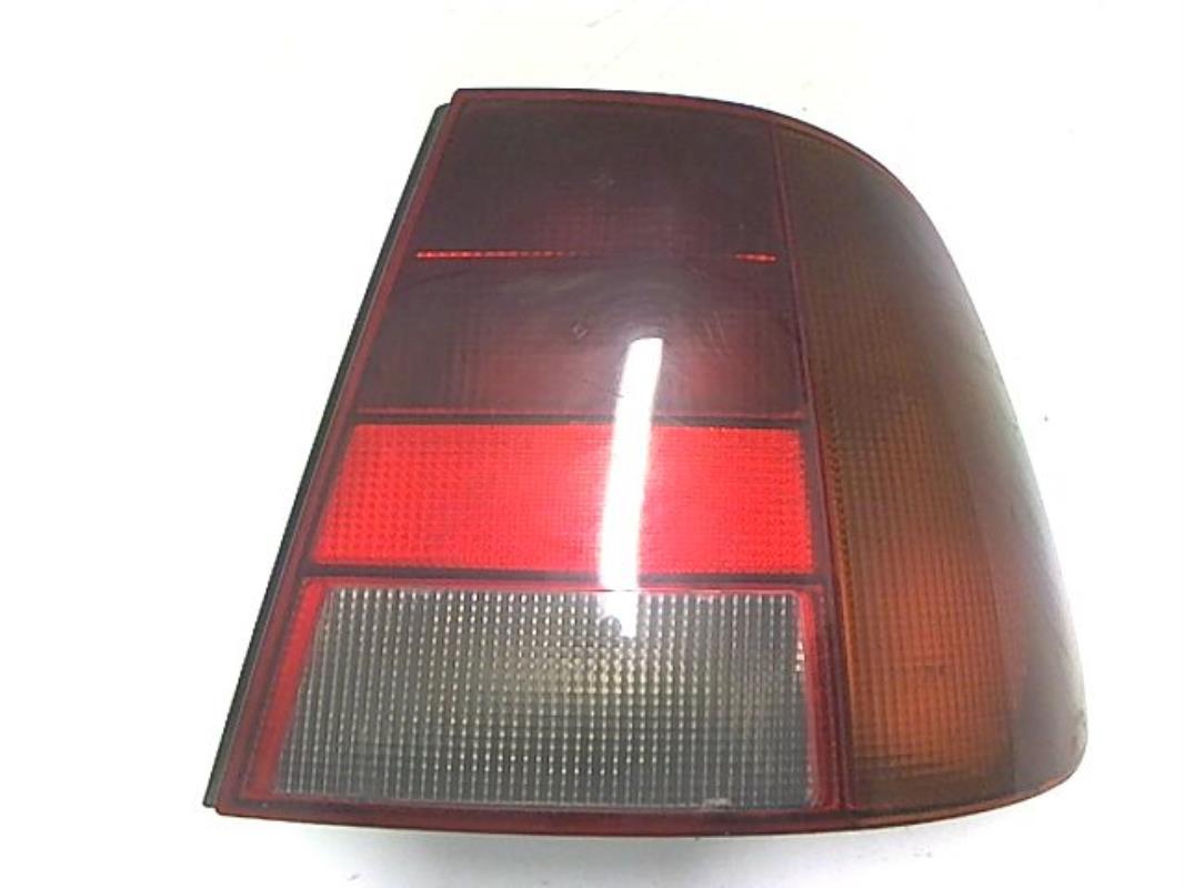 Fanale posteriore principale destro (luci)