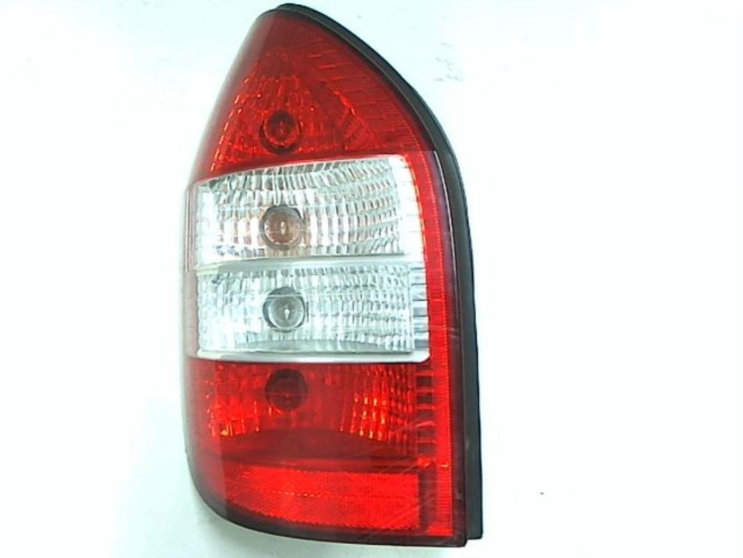 Fanale posteriore principale sinistro (luci)
