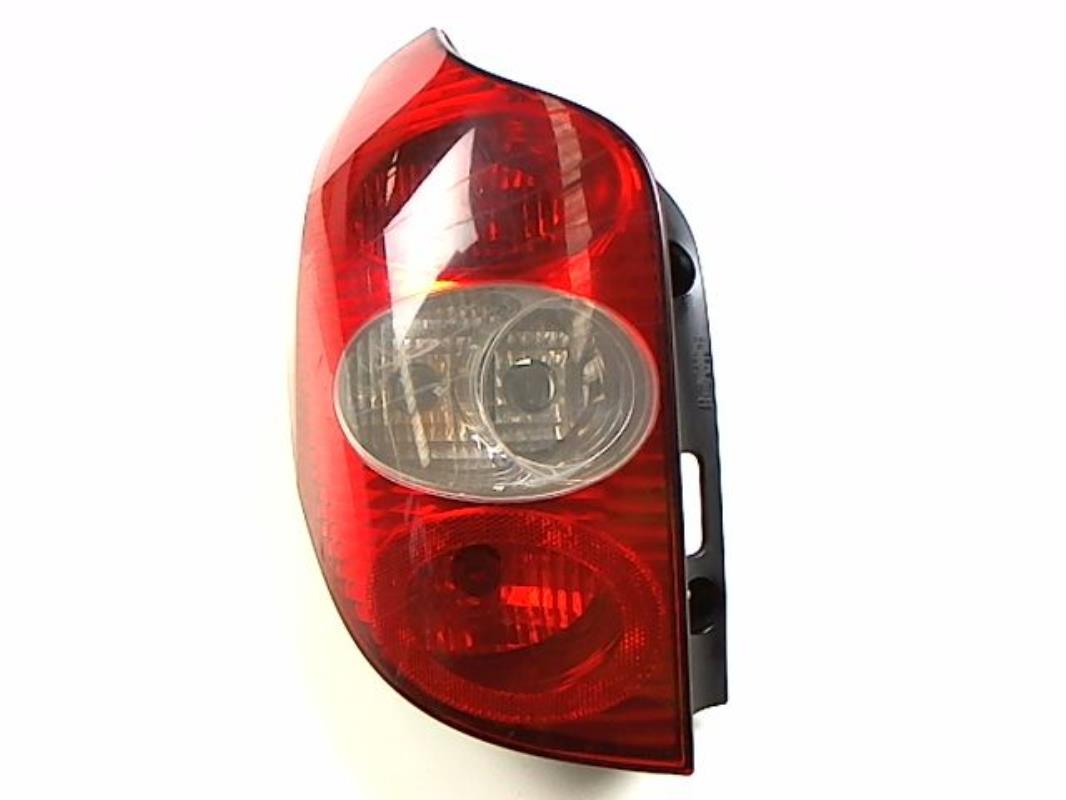 Fanale posteriore principale sinistro (luci)