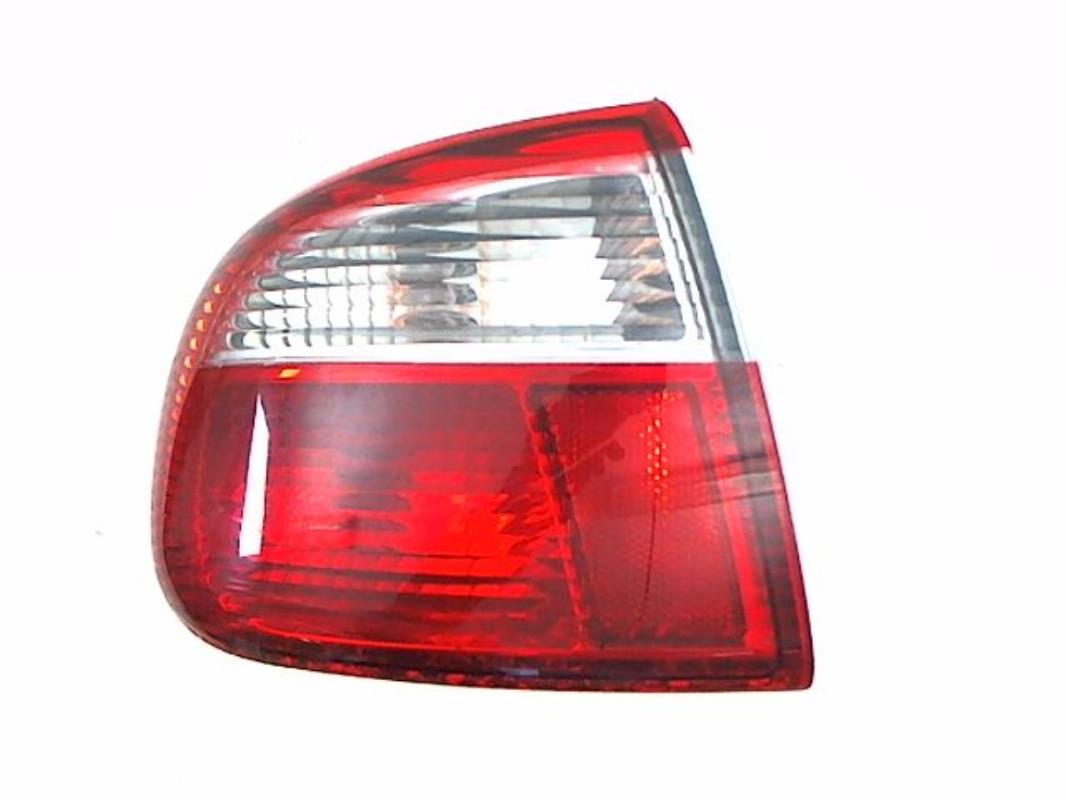Fanale posteriore principale sinistro (luci)