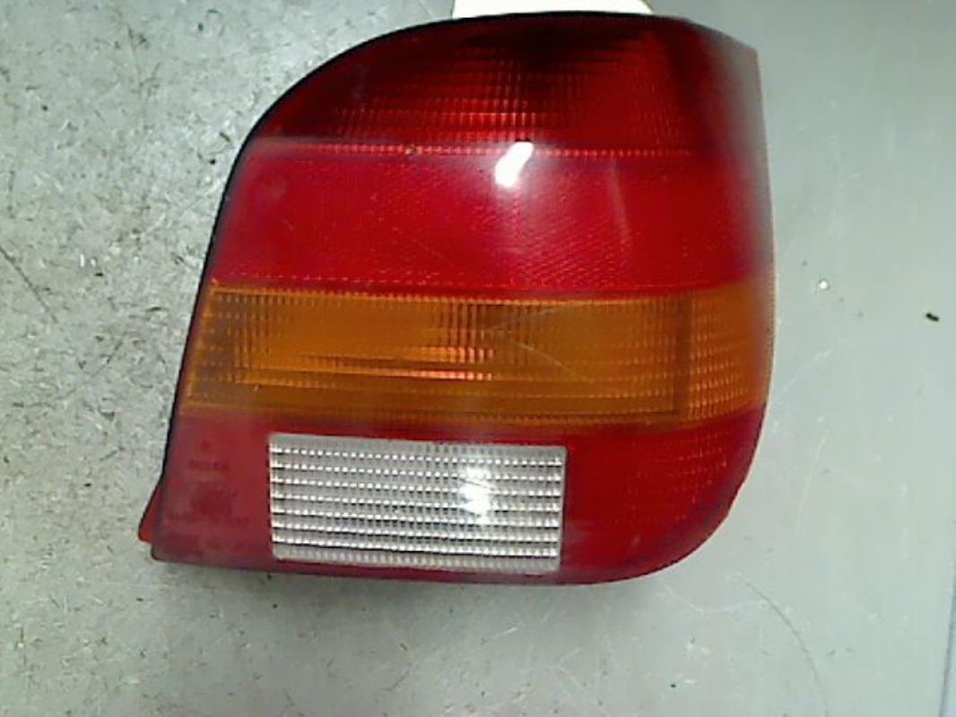 Fanale posteriore principale destro (luci)