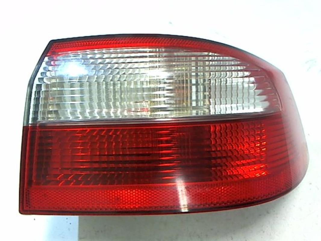 Fanale posteriore principale destro (luci)