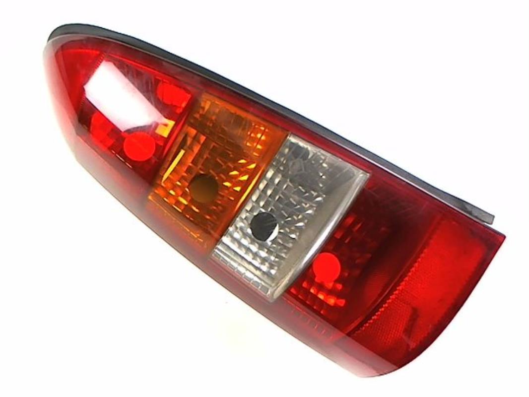 Fanale posteriore principale sinistro (luci)