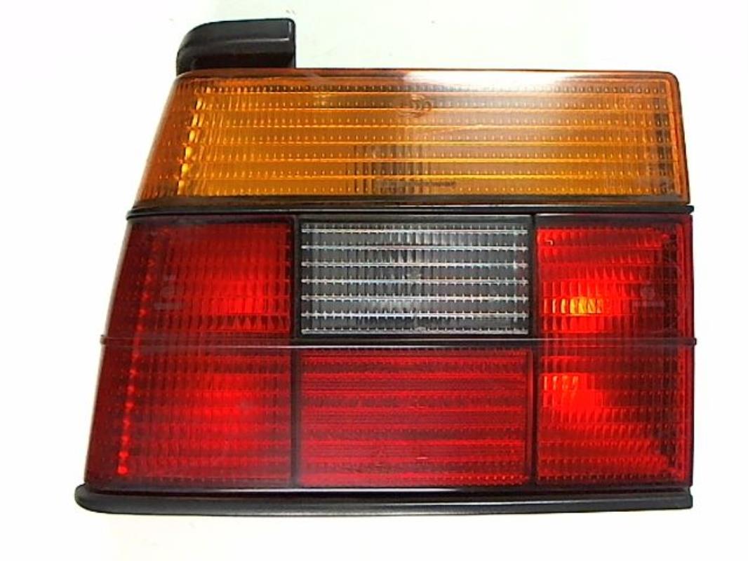 Fanale posteriore principale sinistro (luci)