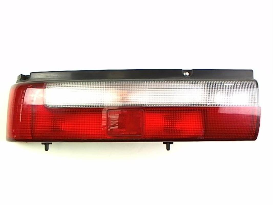 Fanale posteriore principale sinistro (luci)