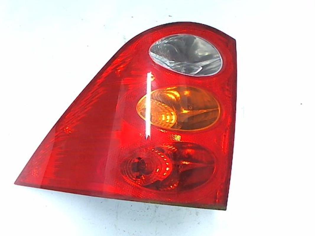 Fanale posteriore principale destro (luci)