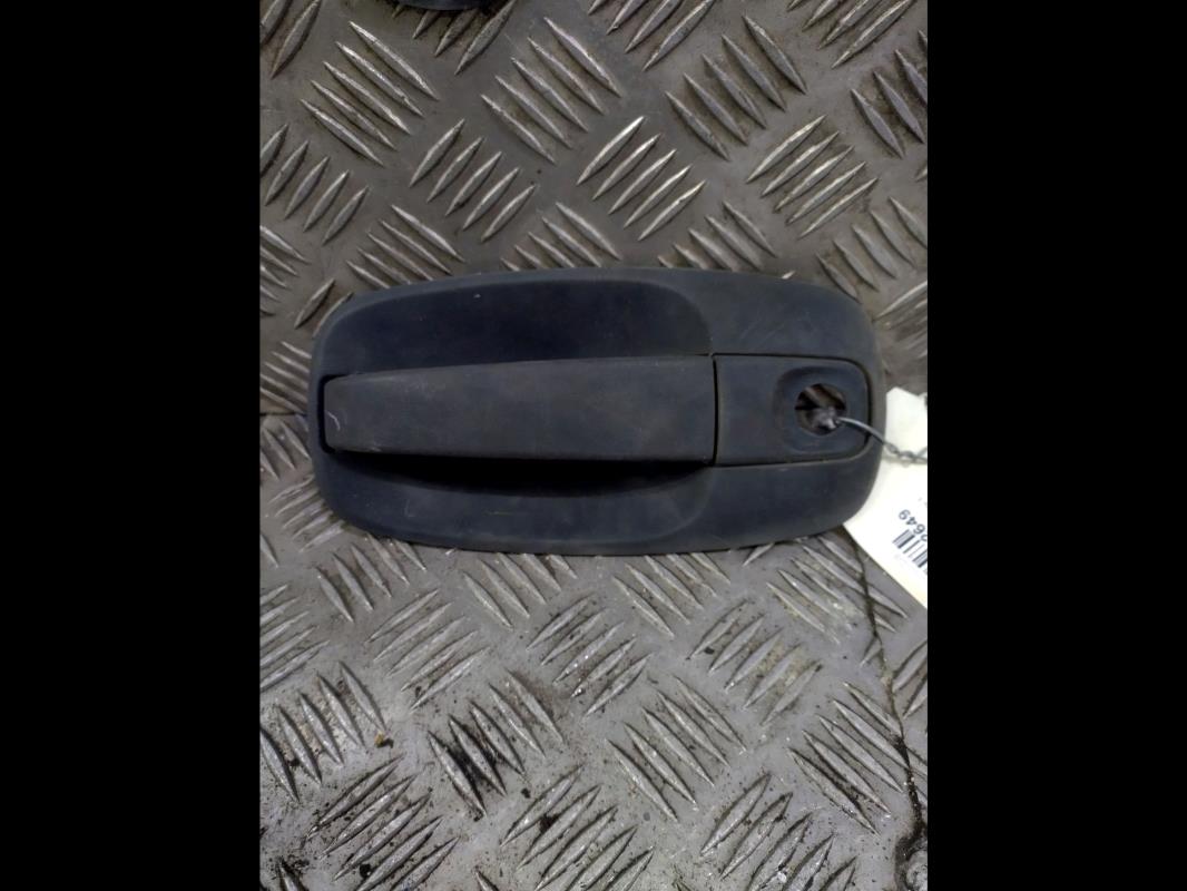 Poignee porte avant gauche