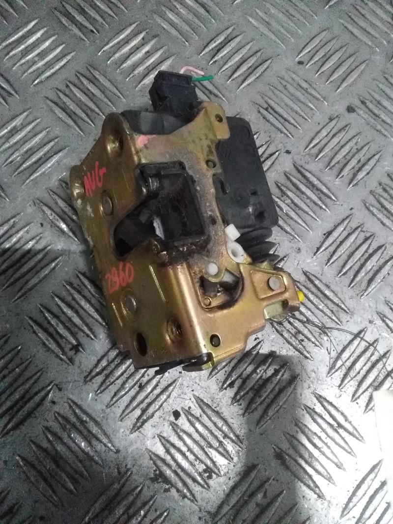 Serrure avant gauche