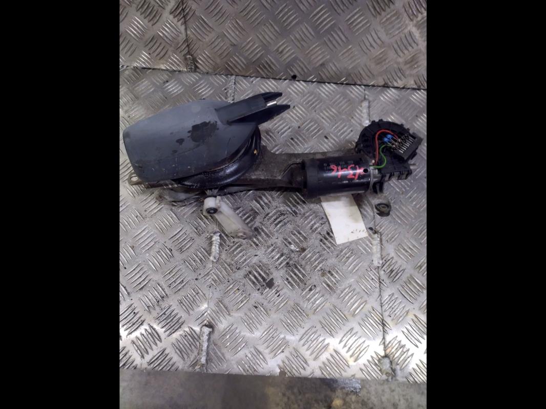 Mecanisme d'essuie glace