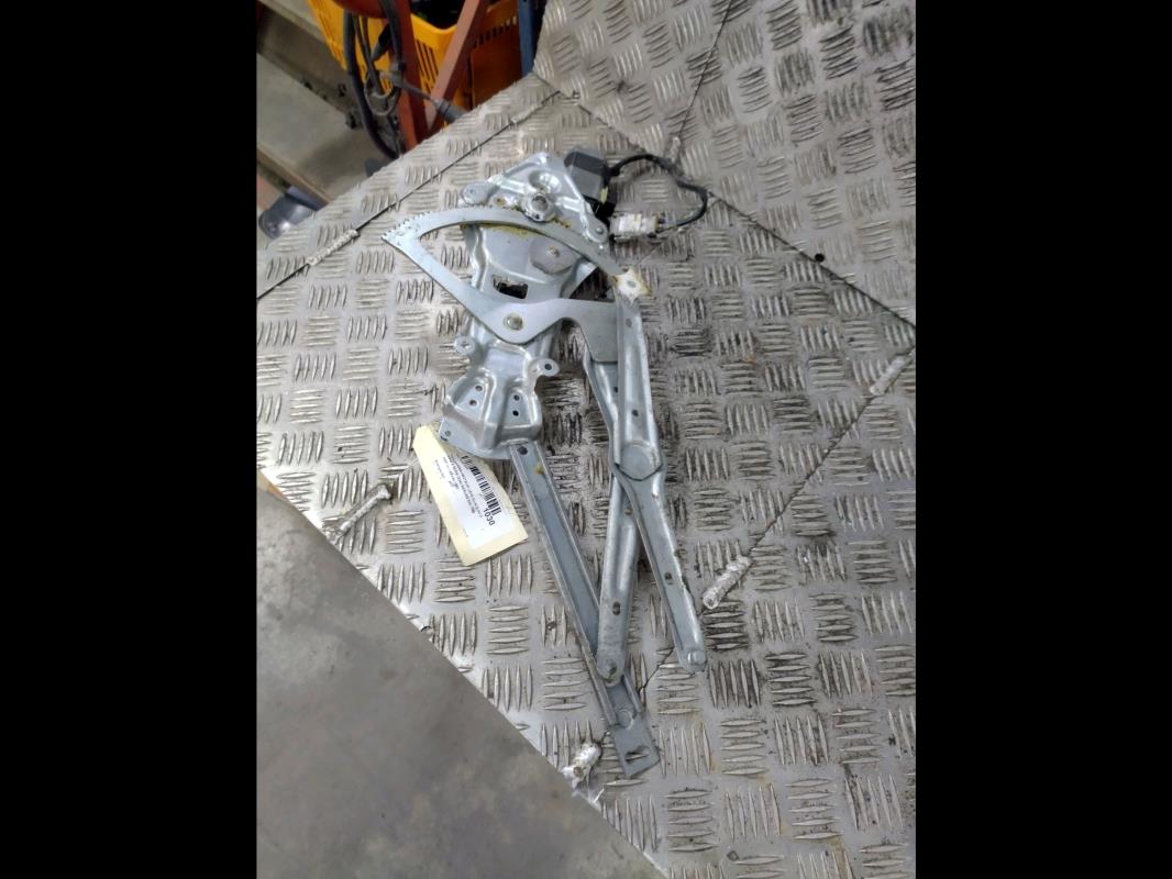 Leve vitre electrique avant droit