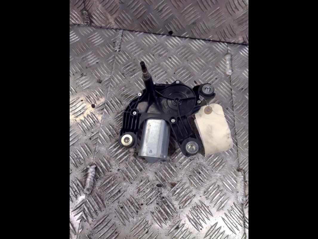 Moteur essuie glace arriere