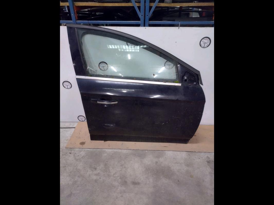 Porte avant droit