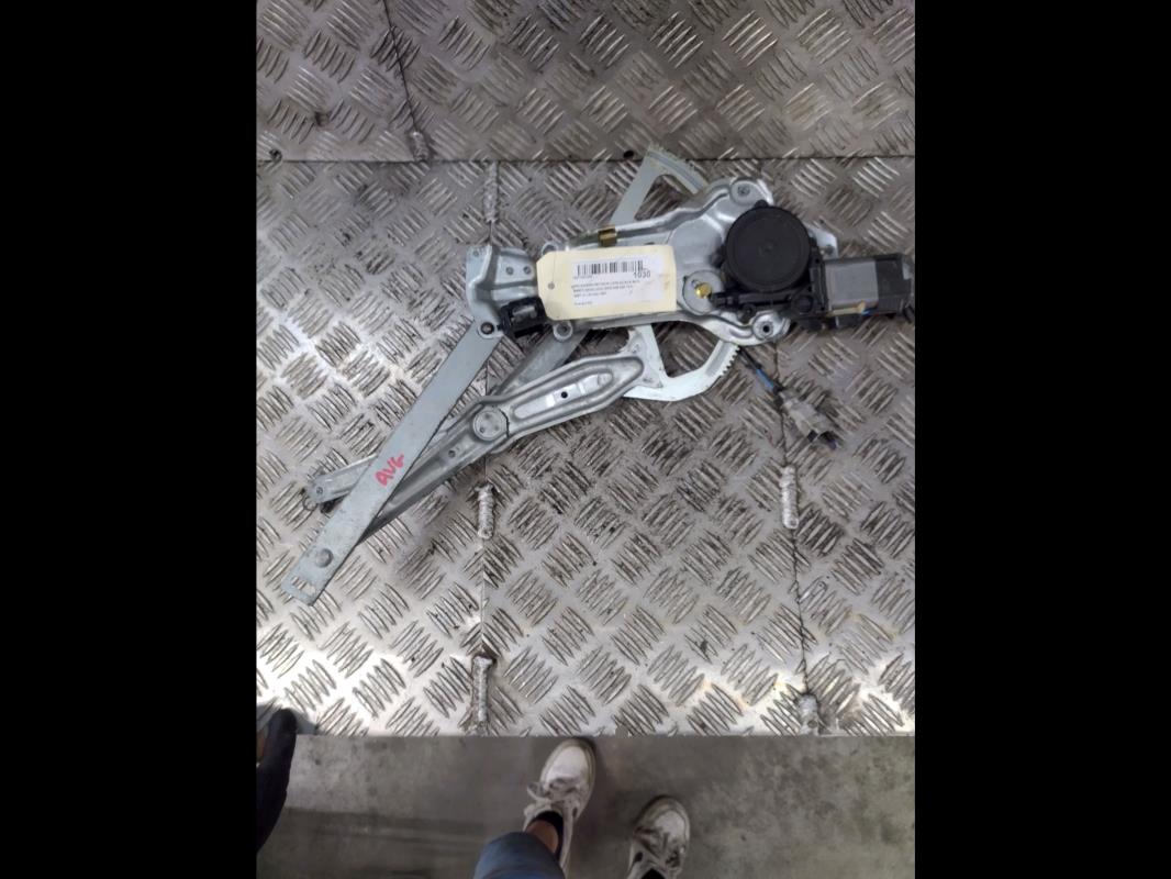 Leve vitre electrique avant gauche