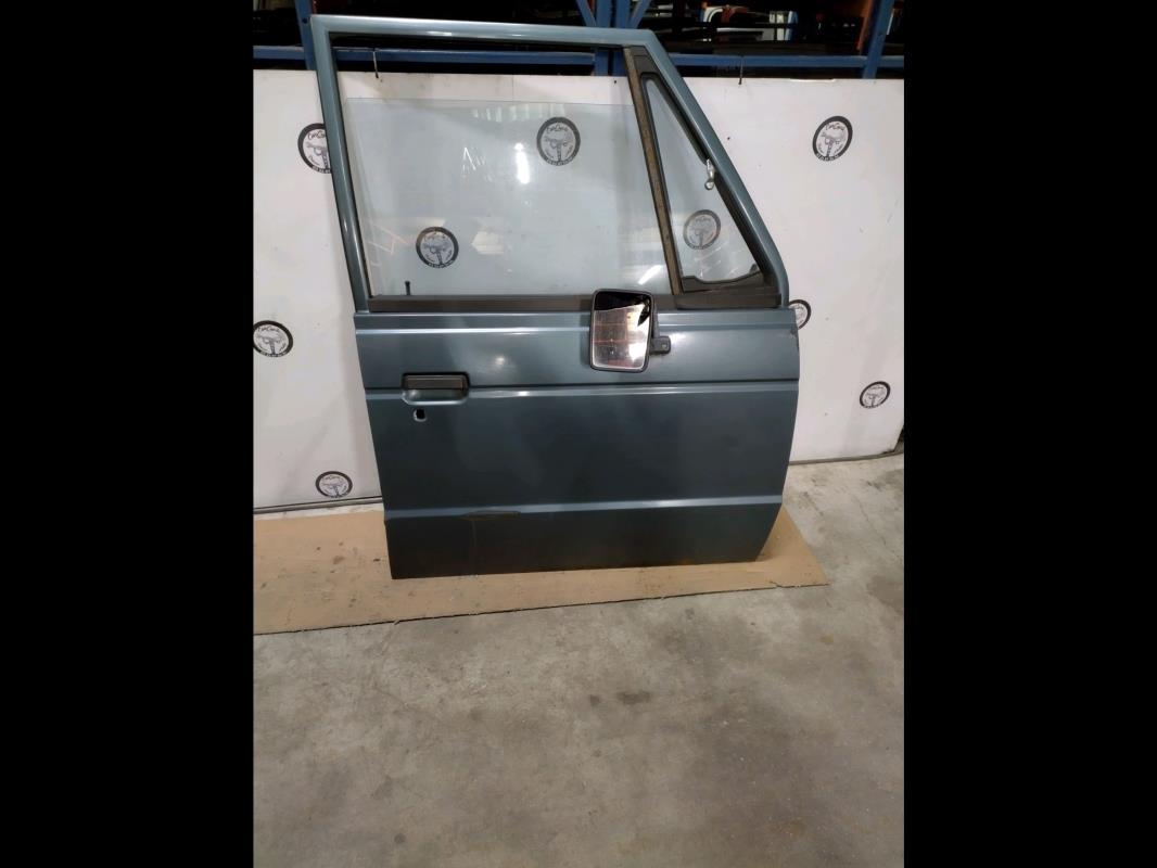 Porte avant droit